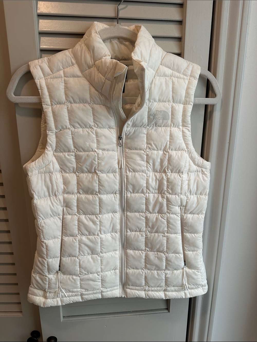 The North Face Women's Cream Quilted Lightweight Vest